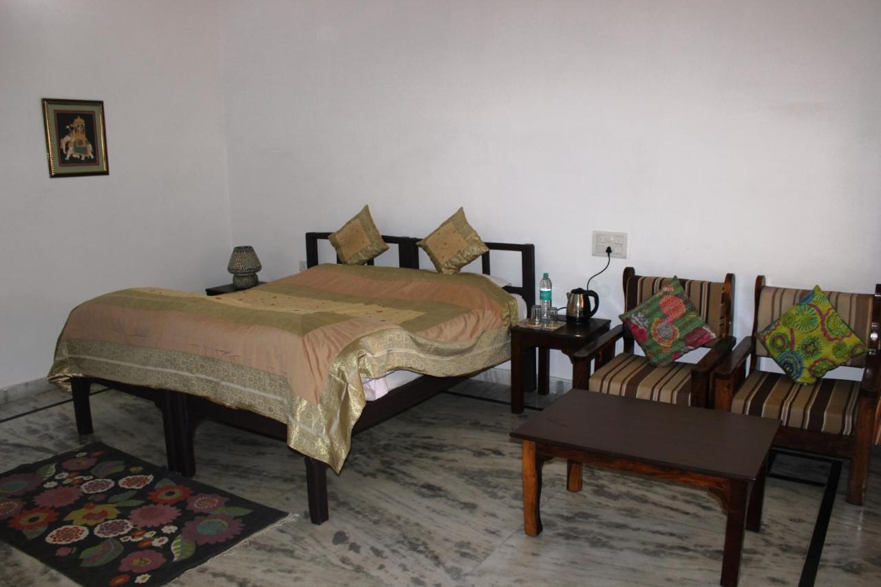 Appartement Royal Farm Bharatpur Extérieur photo