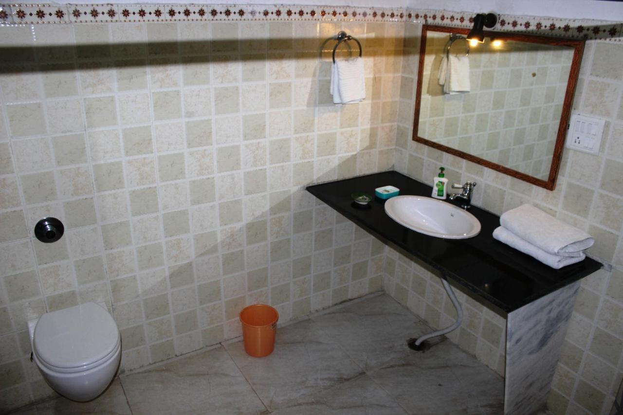Appartement Royal Farm Bharatpur Extérieur photo